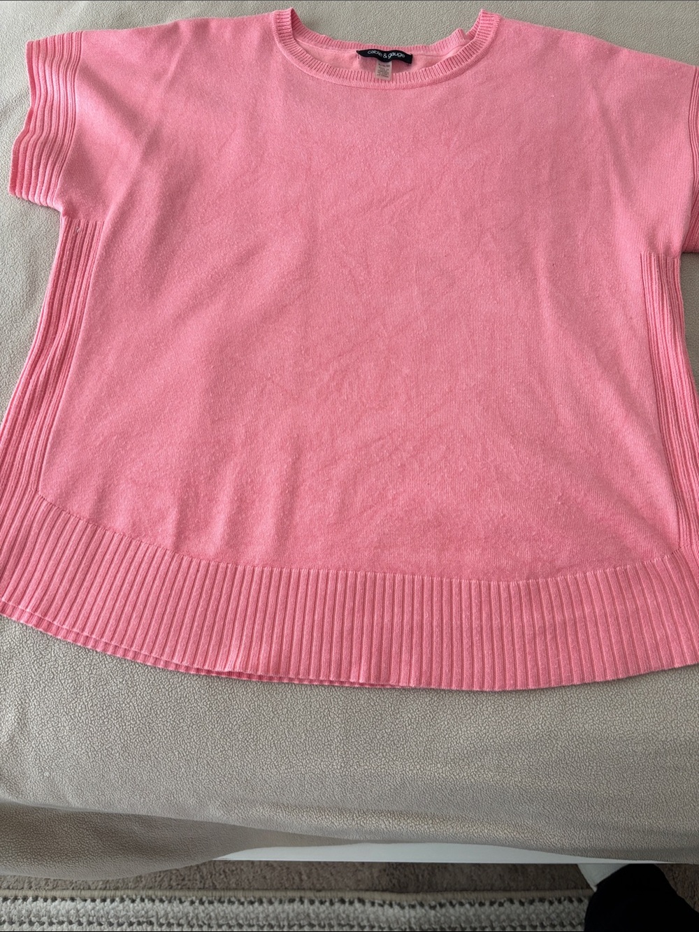 Cable & Gauge Pink Short-Sleeve Ribbed-Hem Sweater